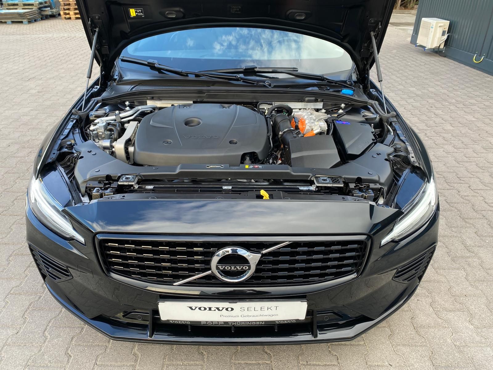 Volvo S60 T8 Recharge Plus Dark AWD CAM LED LHZ MEMORY