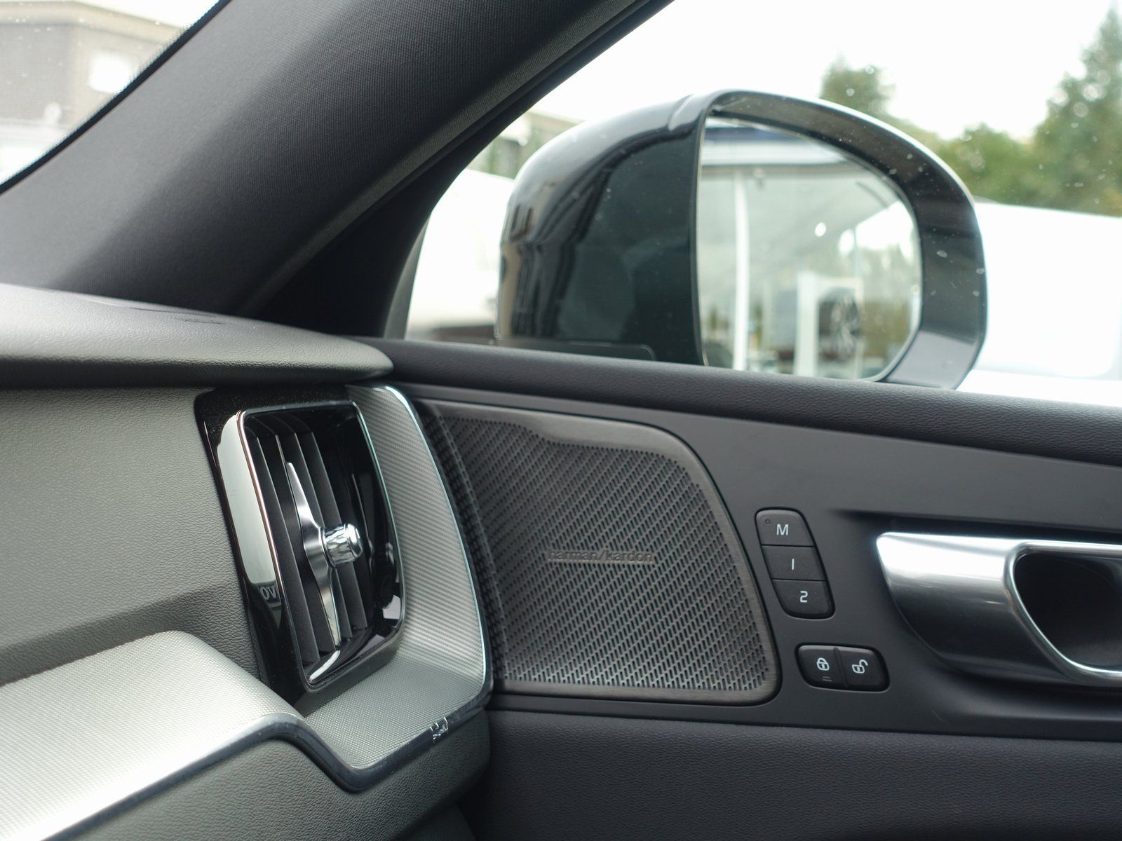 Volvo XC60 Plus, T6 AWD/Pano/AHK/360°/BLIS/H&K