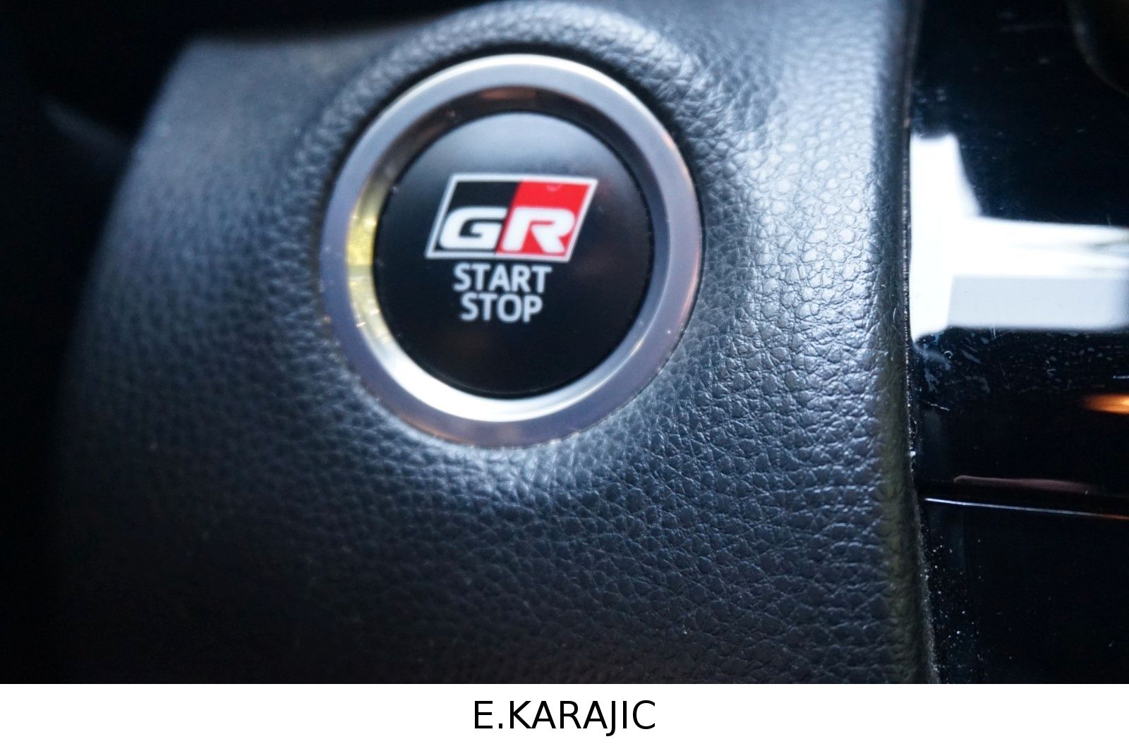 Toyota Yaris Cross Hybrid FWD GR Sport-GARANTIE-SCHECKH