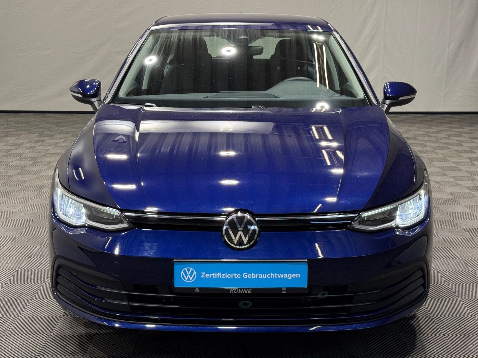 Volkswagen Golf Life 1.0 TSI - Samsaru's Car Outlet