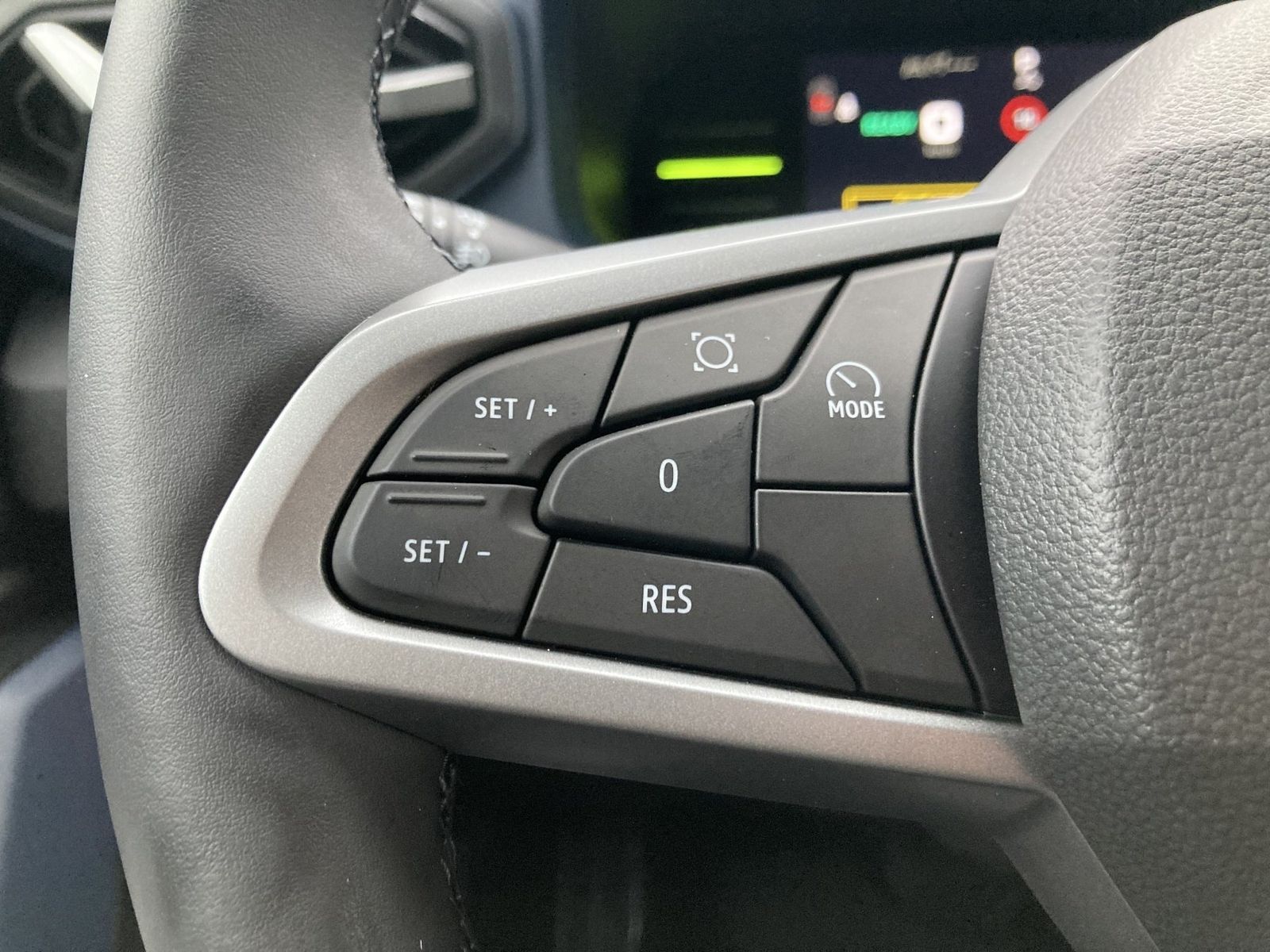 Dacia Duster Journey HYBRID - Samsaru's Car Outlet