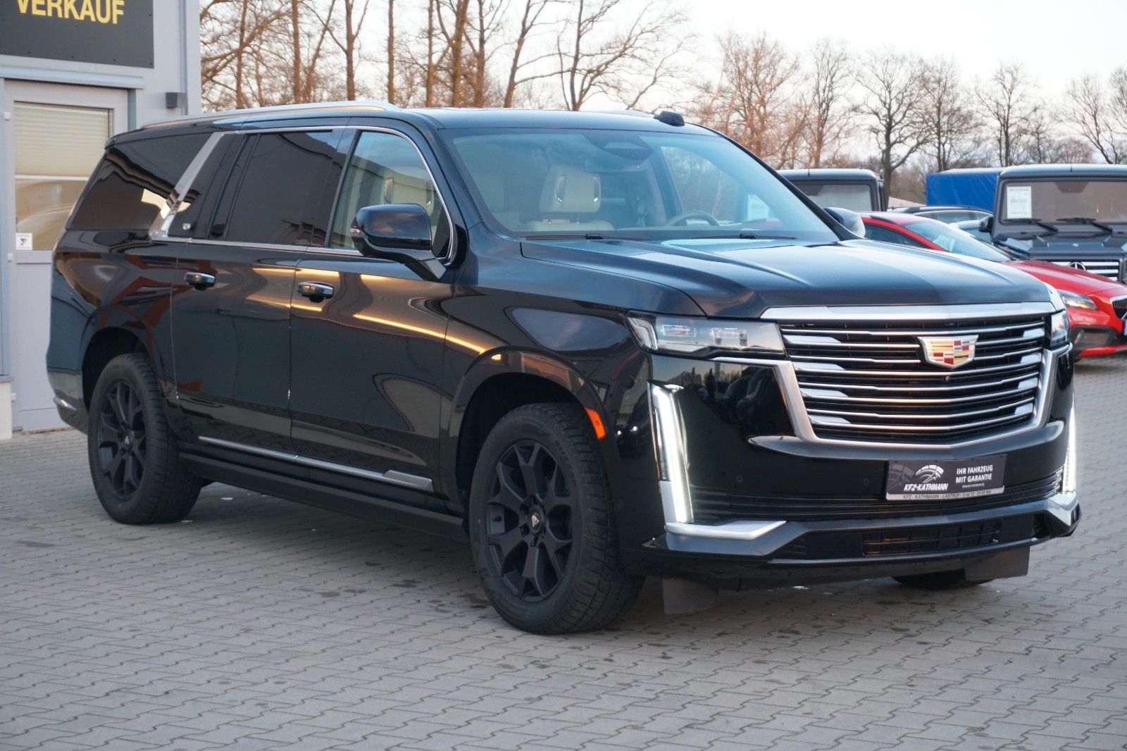 Cadillac Escalade Platinum ESV 6.2l V8 7-Si*LED*HUD*MWST