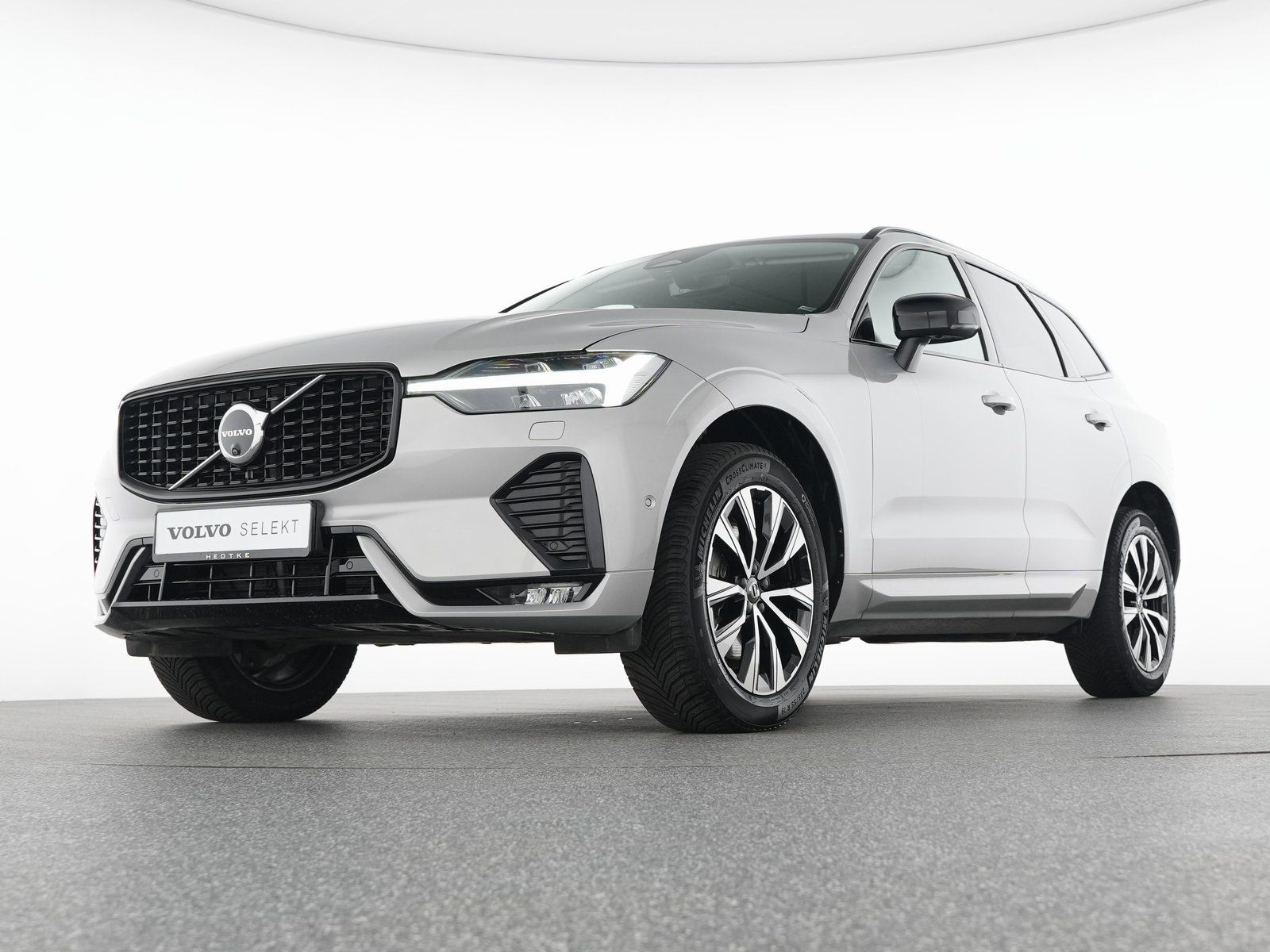 Volvo XC60 B4 Diesel AWD Plus Dark STANDHZ*360*GSHD