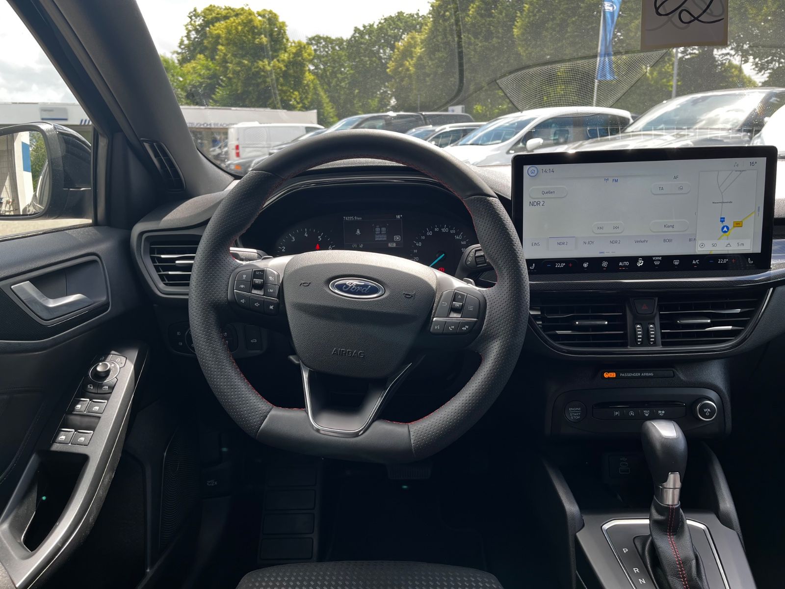 Ford Focus Turnier ST-Line Automatik, FahrerP, iACC