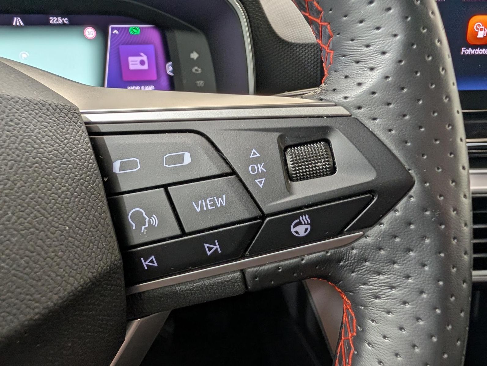 Seat Leon 1.5 eTSI DSG FR AHK|Navi|LED|Winter|18"|ACC