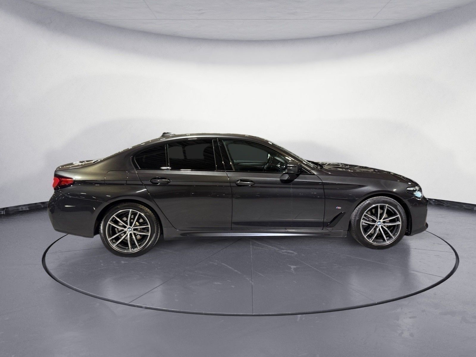BMW 520d xDrive M Sport Navi Klima PDC Kamera Head-U