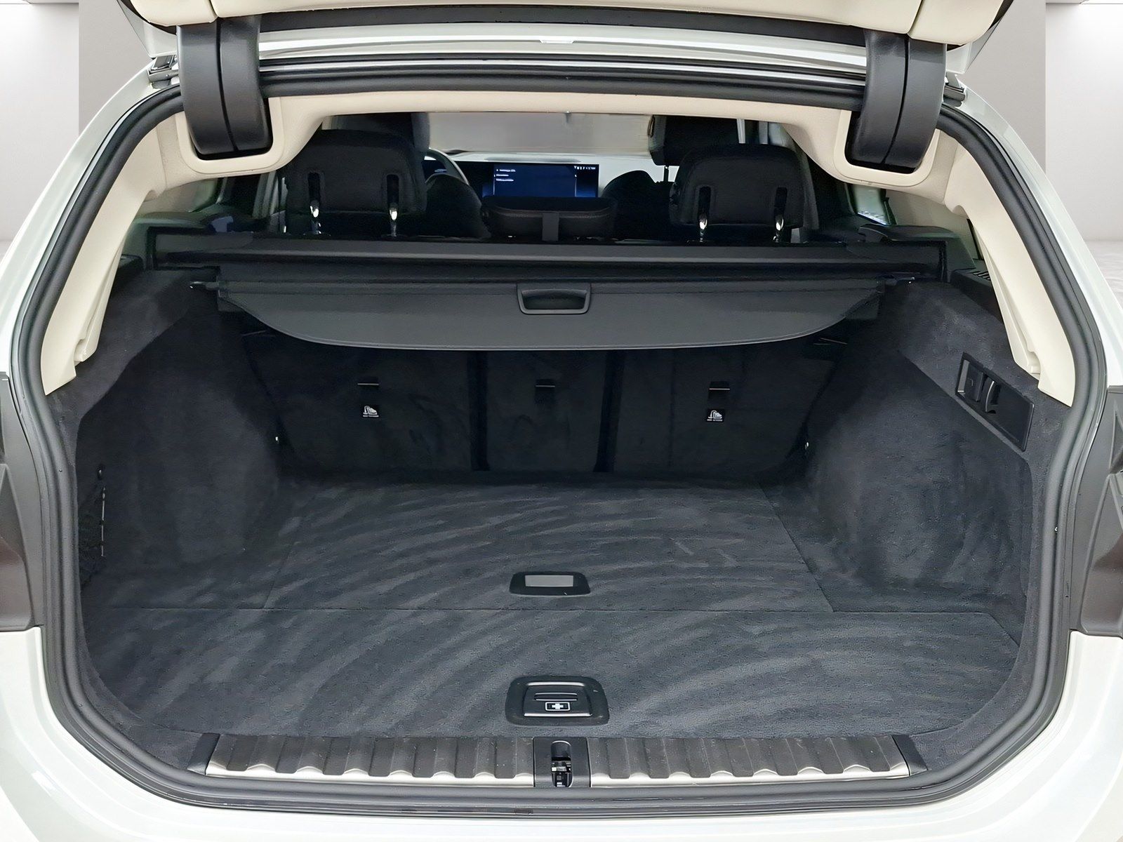 BMW 318i Touring LiveCockpitProf Kamera Driv.Assist