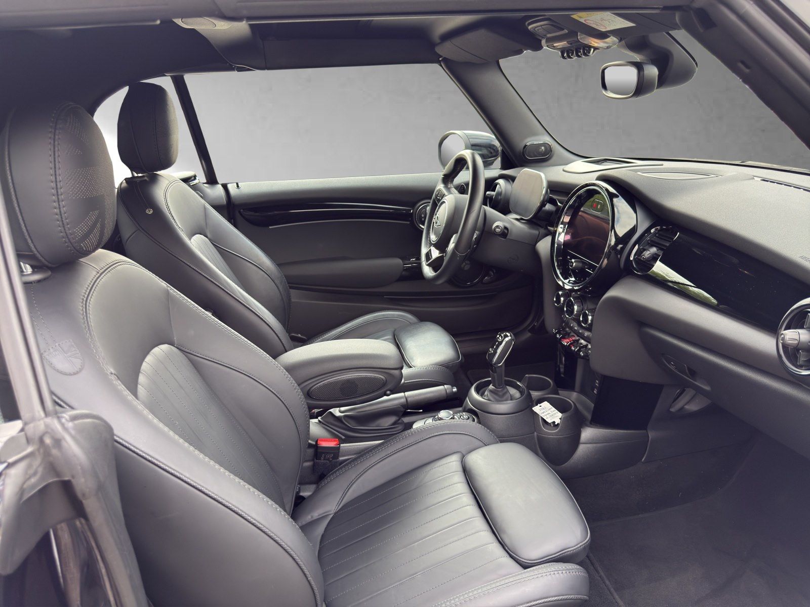 MINI Cooper S Cabrio - Samsaru's Car Outlet