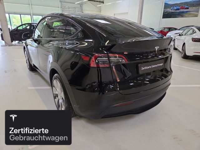 Tesla Model Y Rear-Wheel Drive