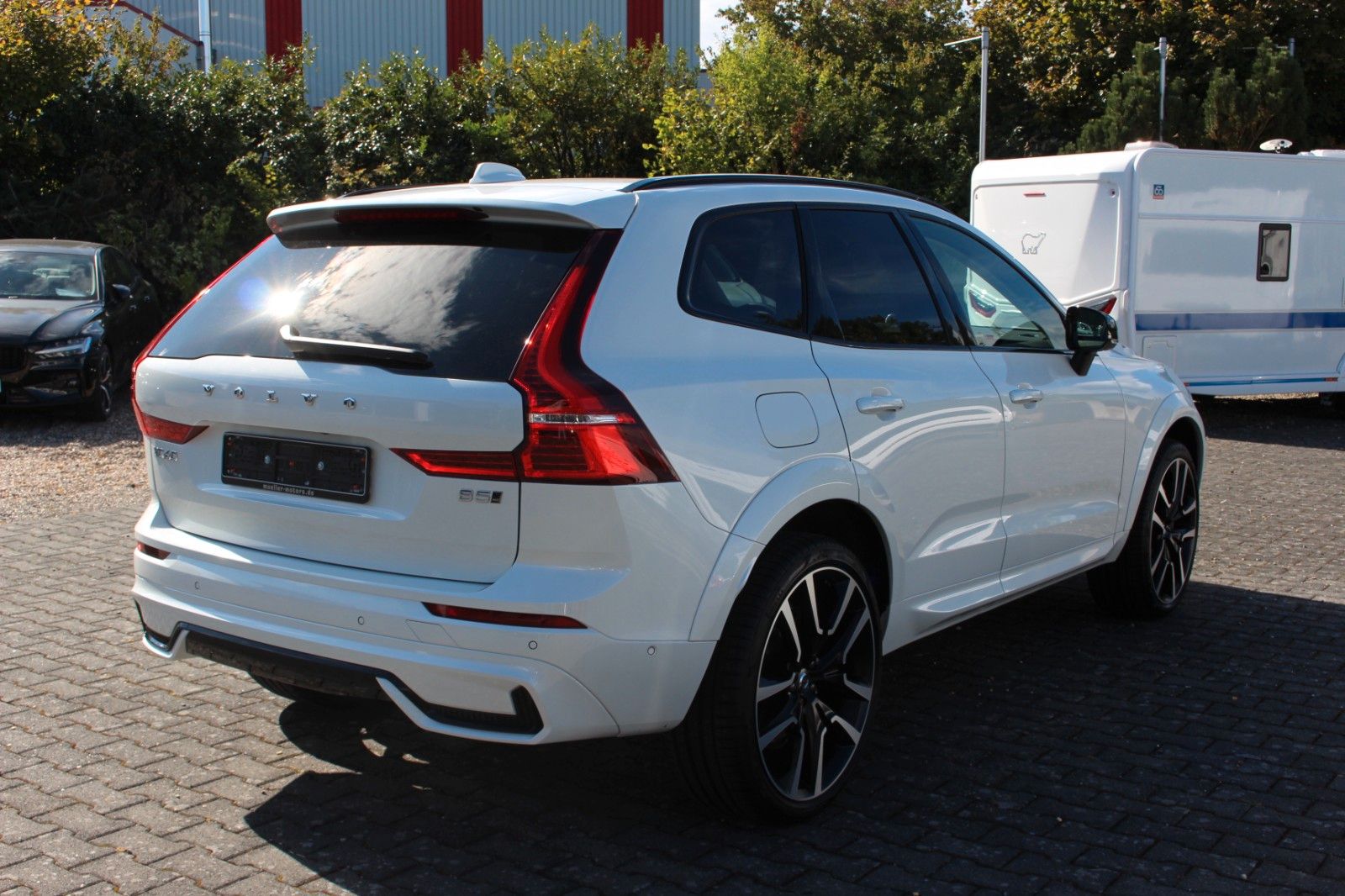 Volvo XC60 B5 Benzin Ultra Dark Massagesitze
