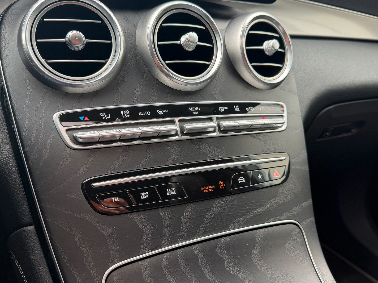 Mercedes-Benz GLC 400d 4Matic *AMG*Panorama*MBUX*Memory