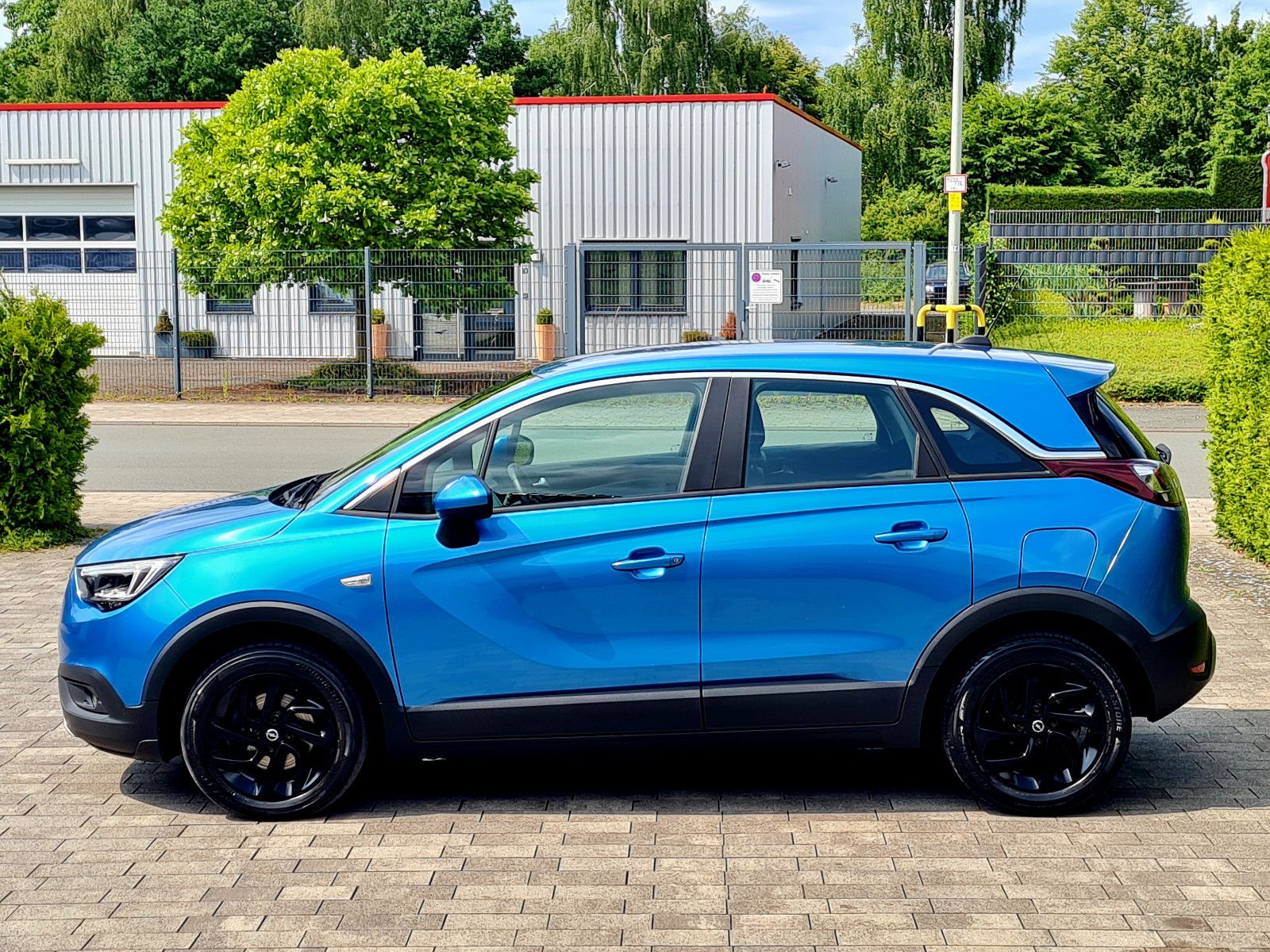 Opel Crossland Innovation - Samsaru's Car Outlet
