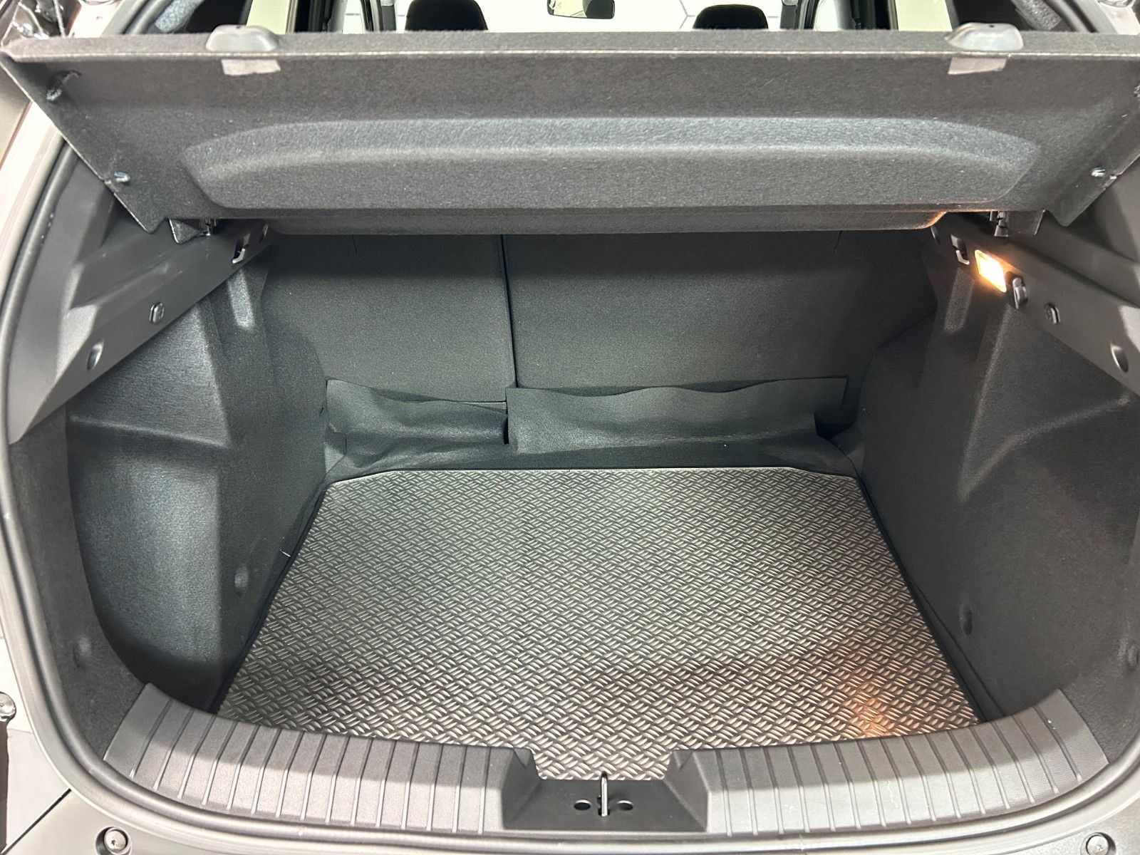 Dacia Duster Extreme TCe 130 4WD - Samsaru's Car Outlet