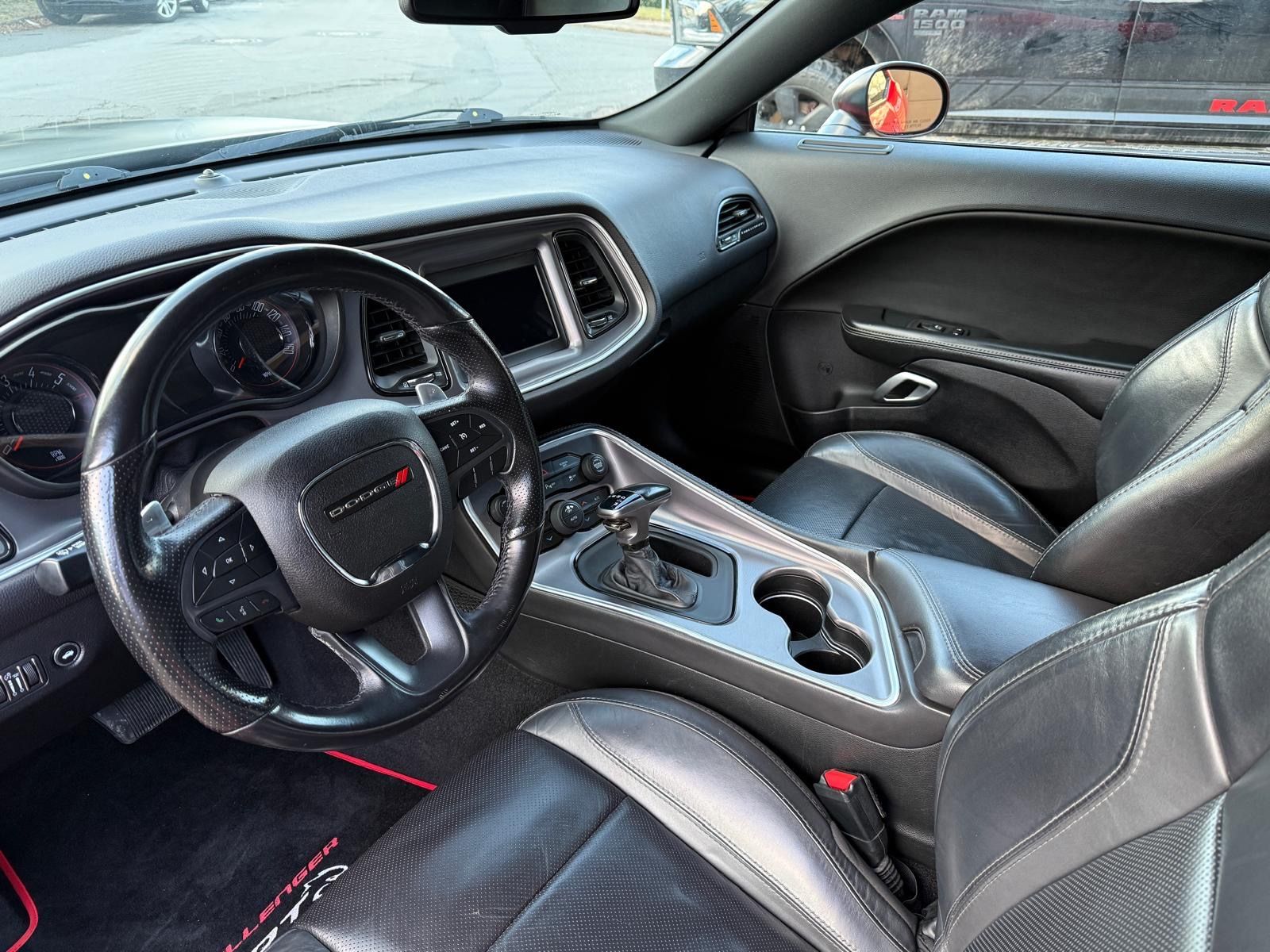 Dodge 5,7 V8*SRT KIT*LEDER*NAVI*KEYLESS*GARNTIE*SERVIC
