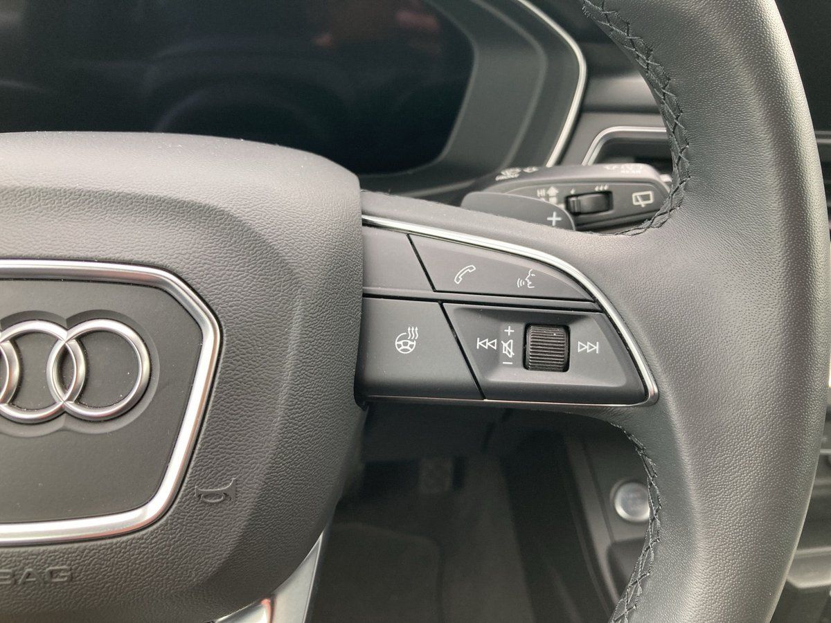 Audi A4 Avant 35 TFSI S line - Samsaru's Car Outlet