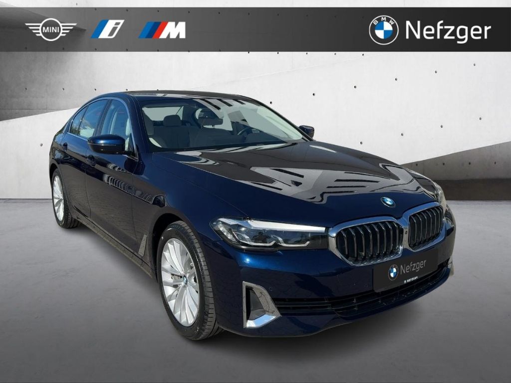 BMW 540 i xDrive Limousine Luxury Line RFK Standheiz