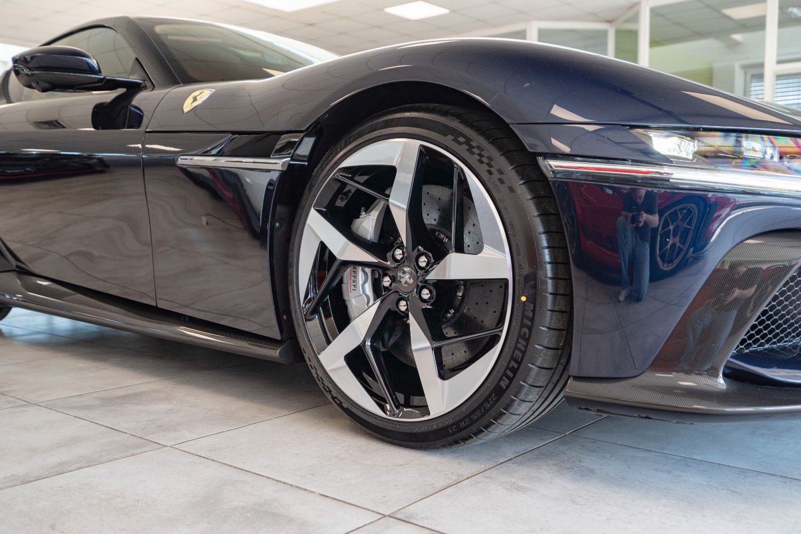Ferrari 12Cilindri Specialpaint*Cuoio*Carbon*JBL*Massage