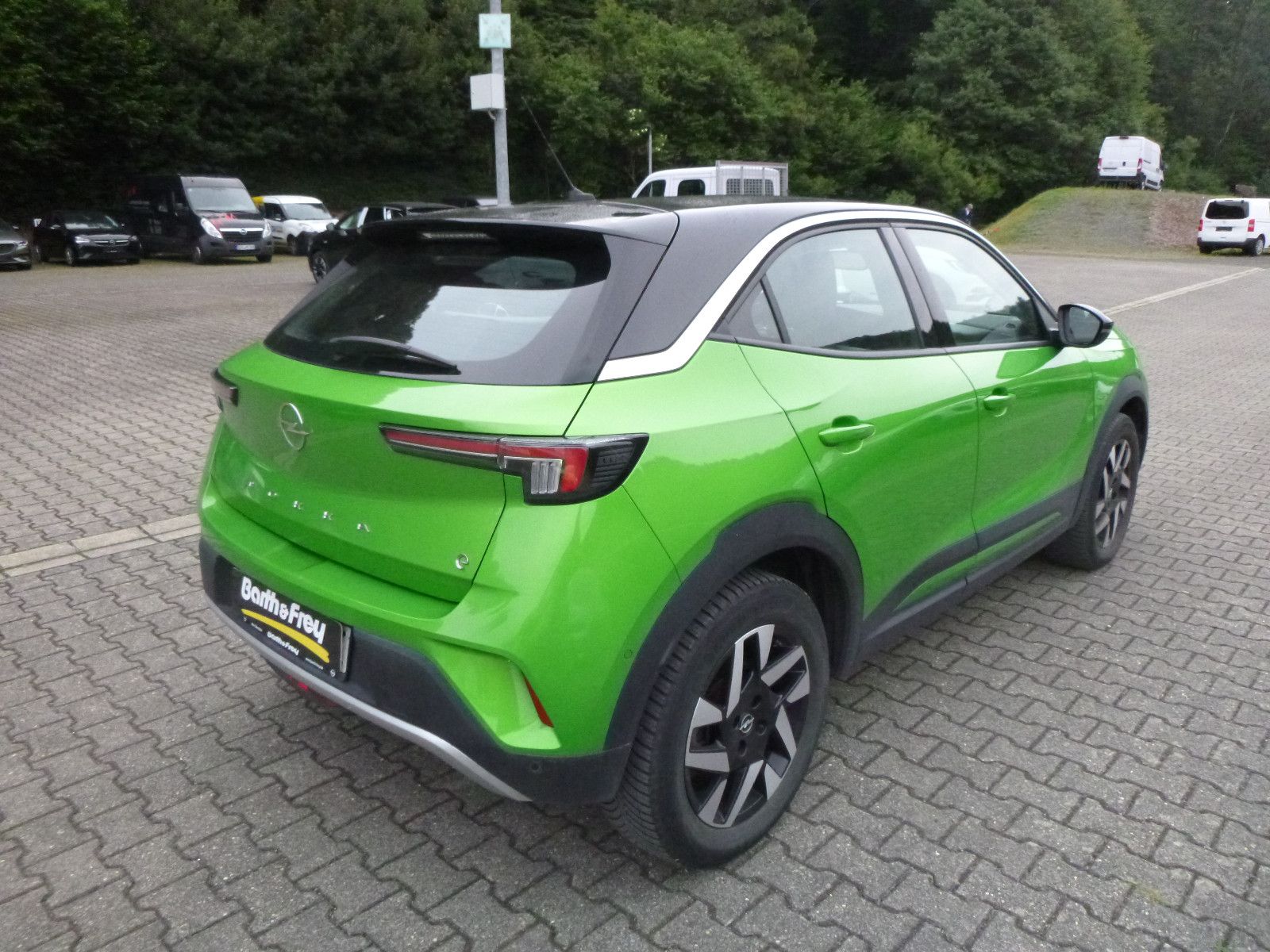 Opel Mokka-e Elegance - Samsaru's Car Outlet