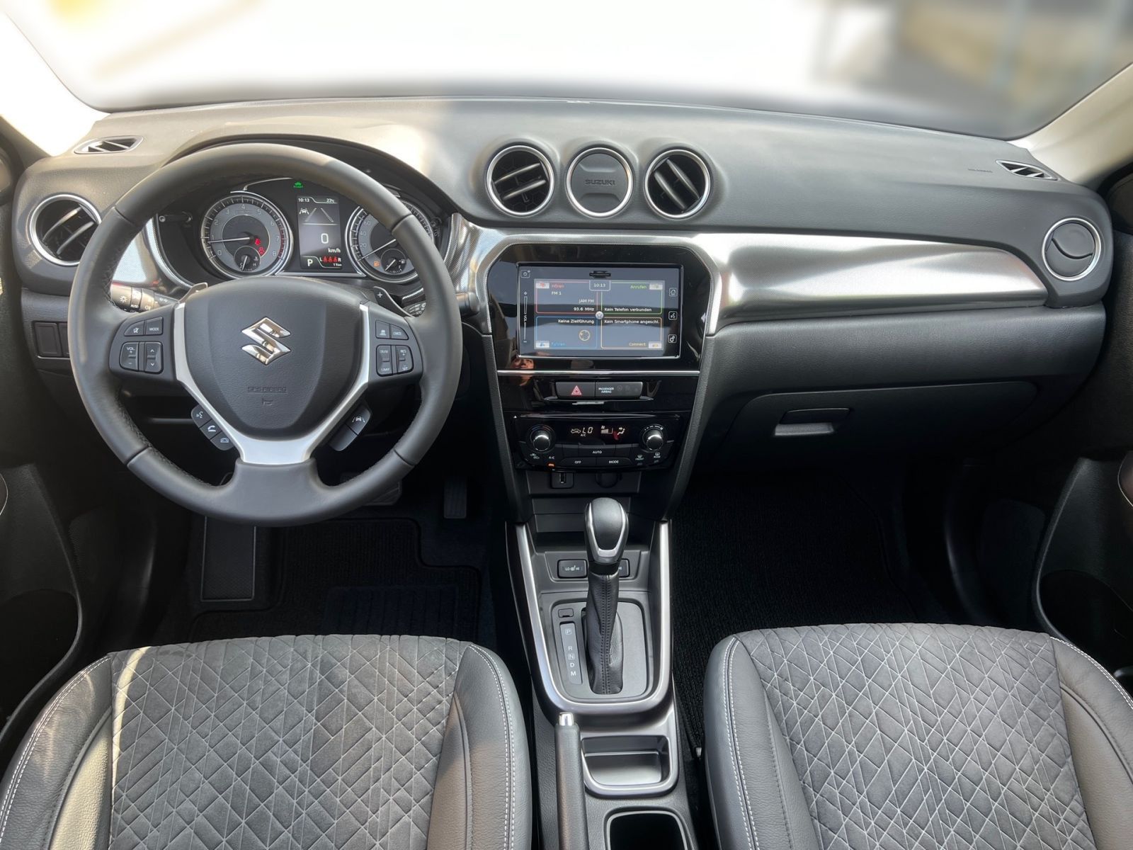 Suzuki VITARA 1.5 COMFORT+ - Samsaru's Car Outlet