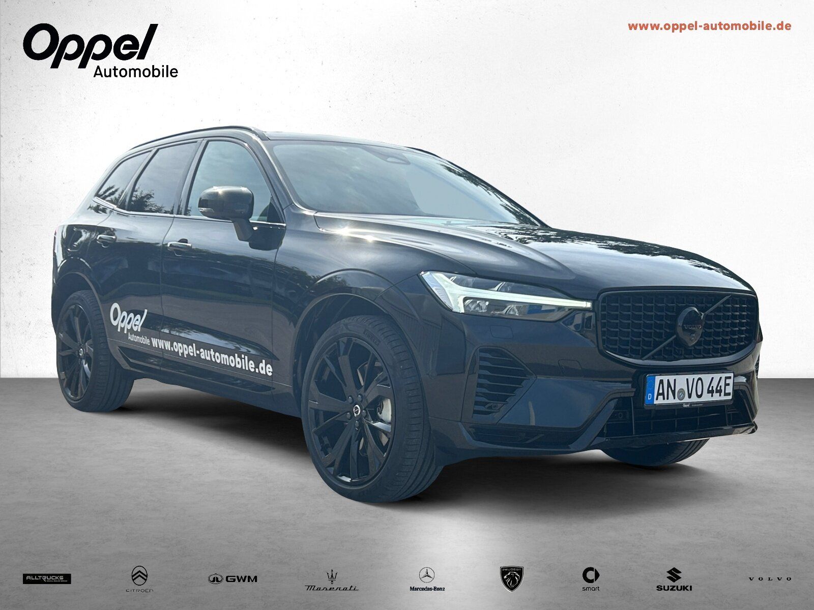 Volvo T6 AWD Plus Black Ed.+360+Luftfahrw.+AHK+Assist.