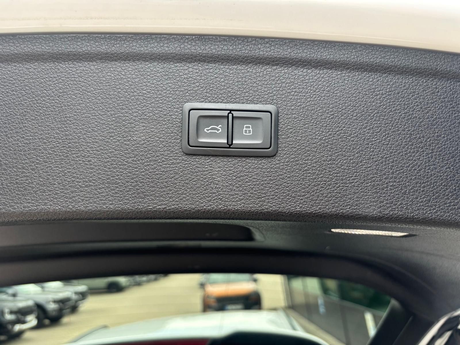 Audi Q5 40 TDI quattro EDITION ONE S-LINE AHK MATRIX