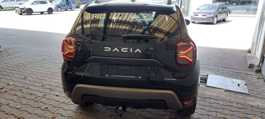 Dacia Duster TCe 150 Journey - Samsaru's Car Outlet