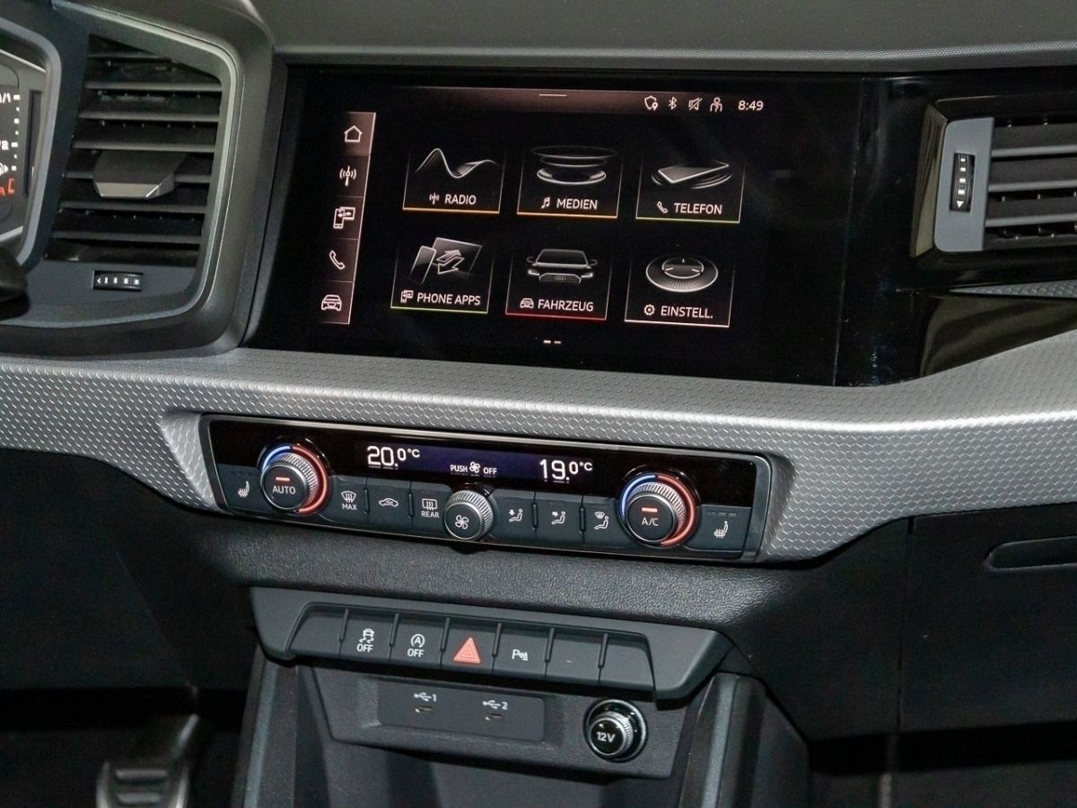 Audi A1 Sportback 30 TFSI S line - Samsaru's Car Outlet