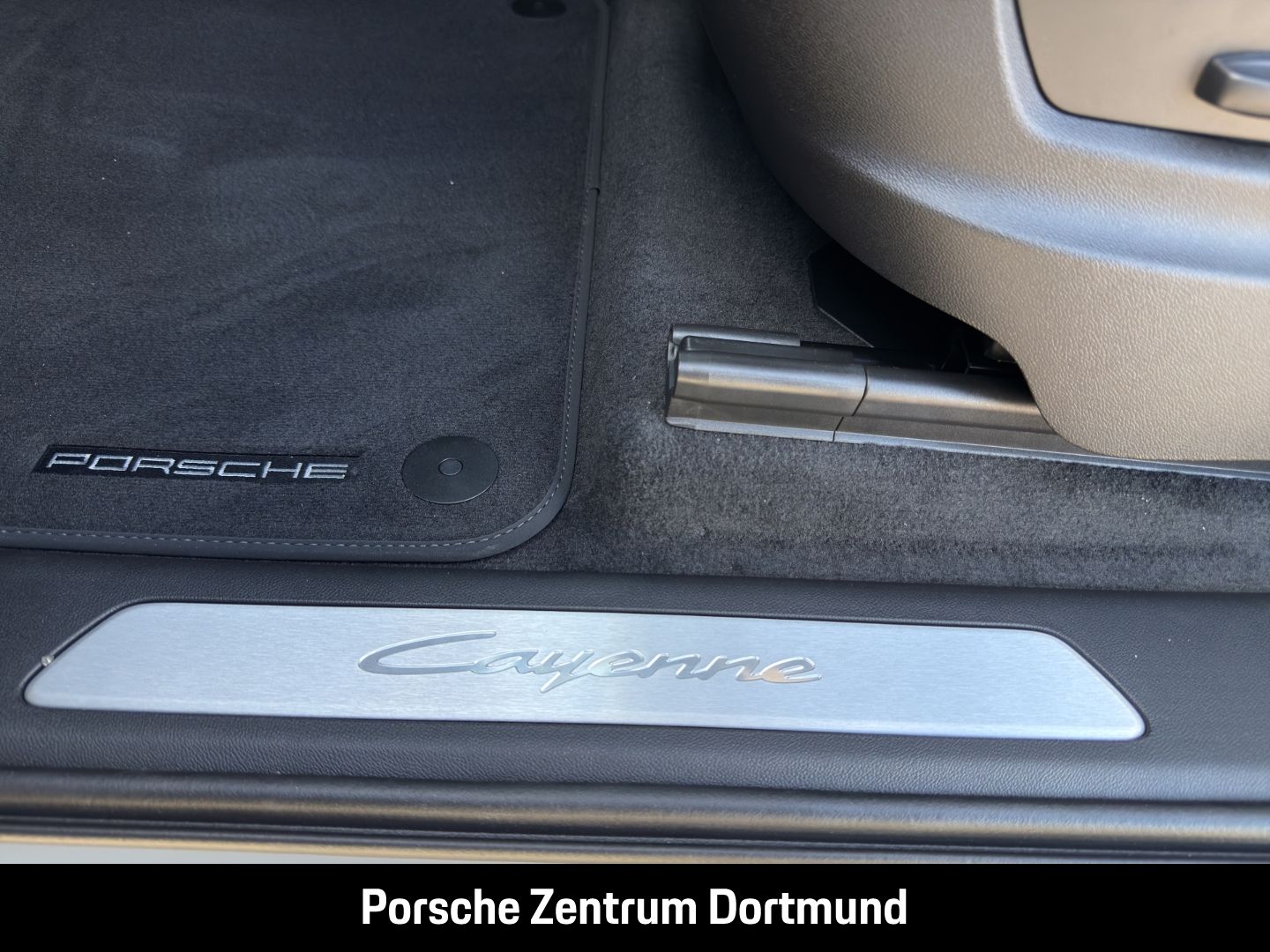 Porsche Cayenne E-Hybrid Coupe BOSE Panorama InnoDrive