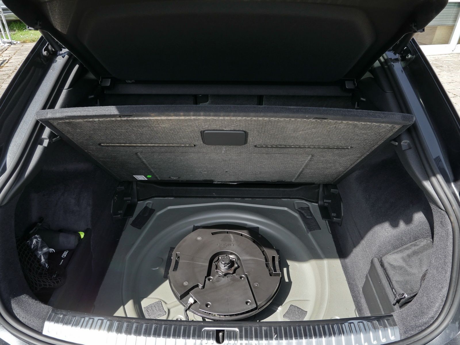 Audi Q3 Sportback 45 TFSI quattro S line - Samsaru's Car Outlet