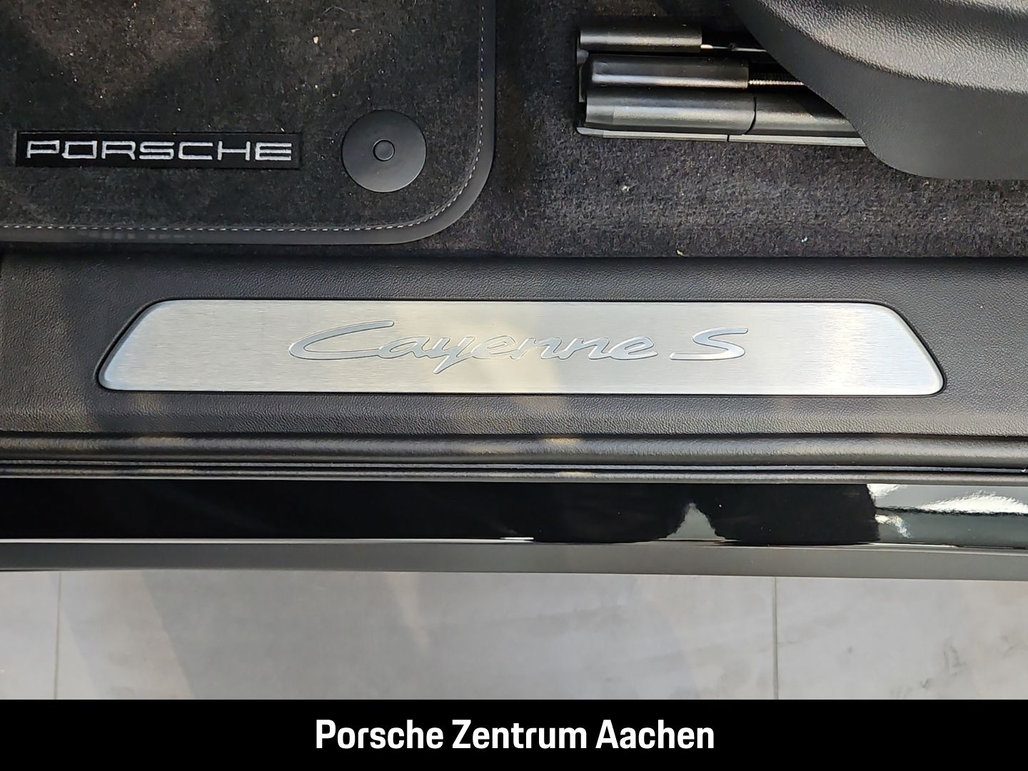 Porsche Cayenne S E-Hybrid Coupe BOSE Sportabgasanlage