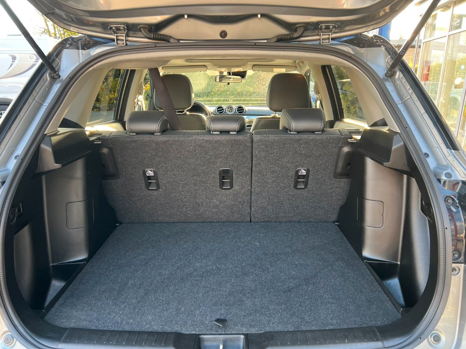 Suzuki Vitara 1.4 Mild-Hybrid Comfort+ - Samsaru's Car Outlet