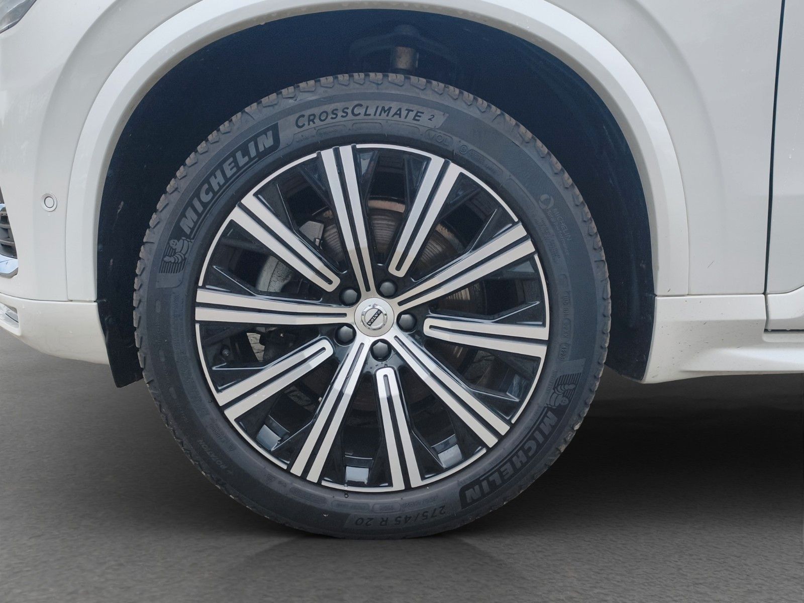 Volvo XC90 B5 Plus Bright*Standh*360°*SD*AHK*AWD