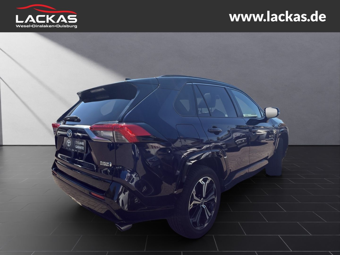 Toyota RAV 4 Plug-In Hybrid 4x4 - Samsaru's Car Outlet