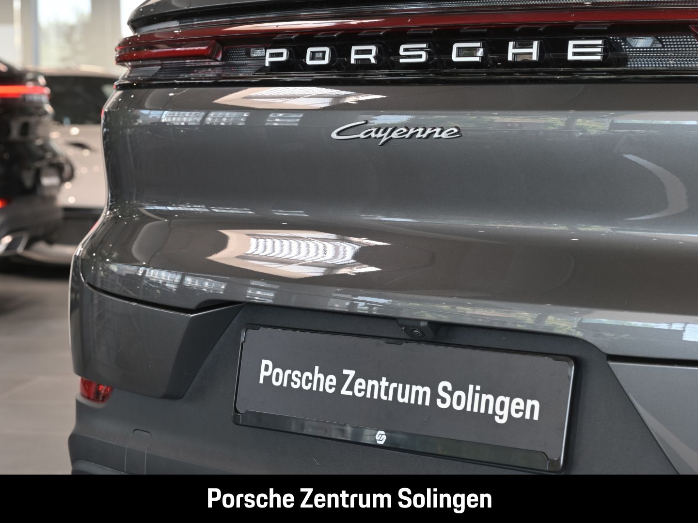 Porsche Cayenne E-Hybrid Pano BOSE HD Matrix 21'' Surrou