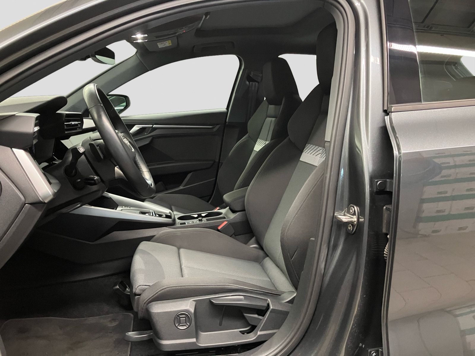Audi A3 Sportback 40 TFSI quattro S line - Samsaru's Car Outlet
