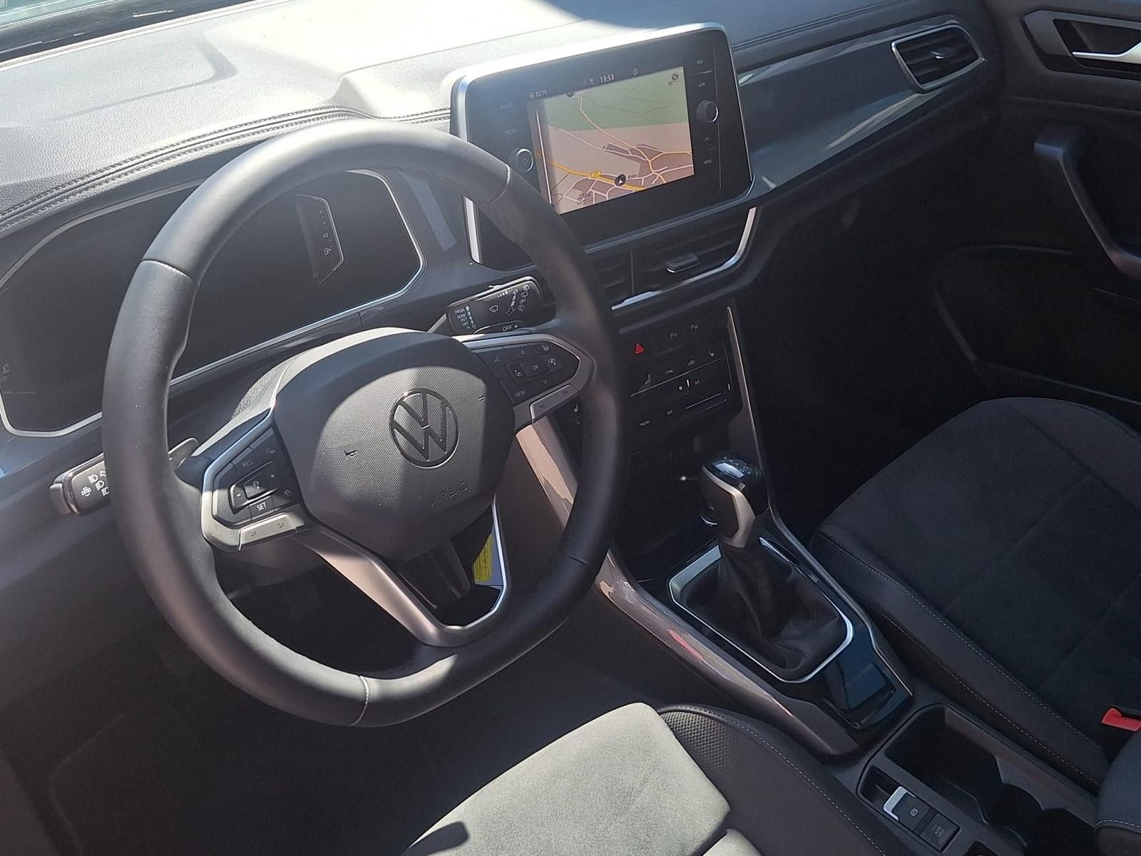 Volkswagen T-Roc Style 2.0 TDI DSG - Samsaru's Car Outlet