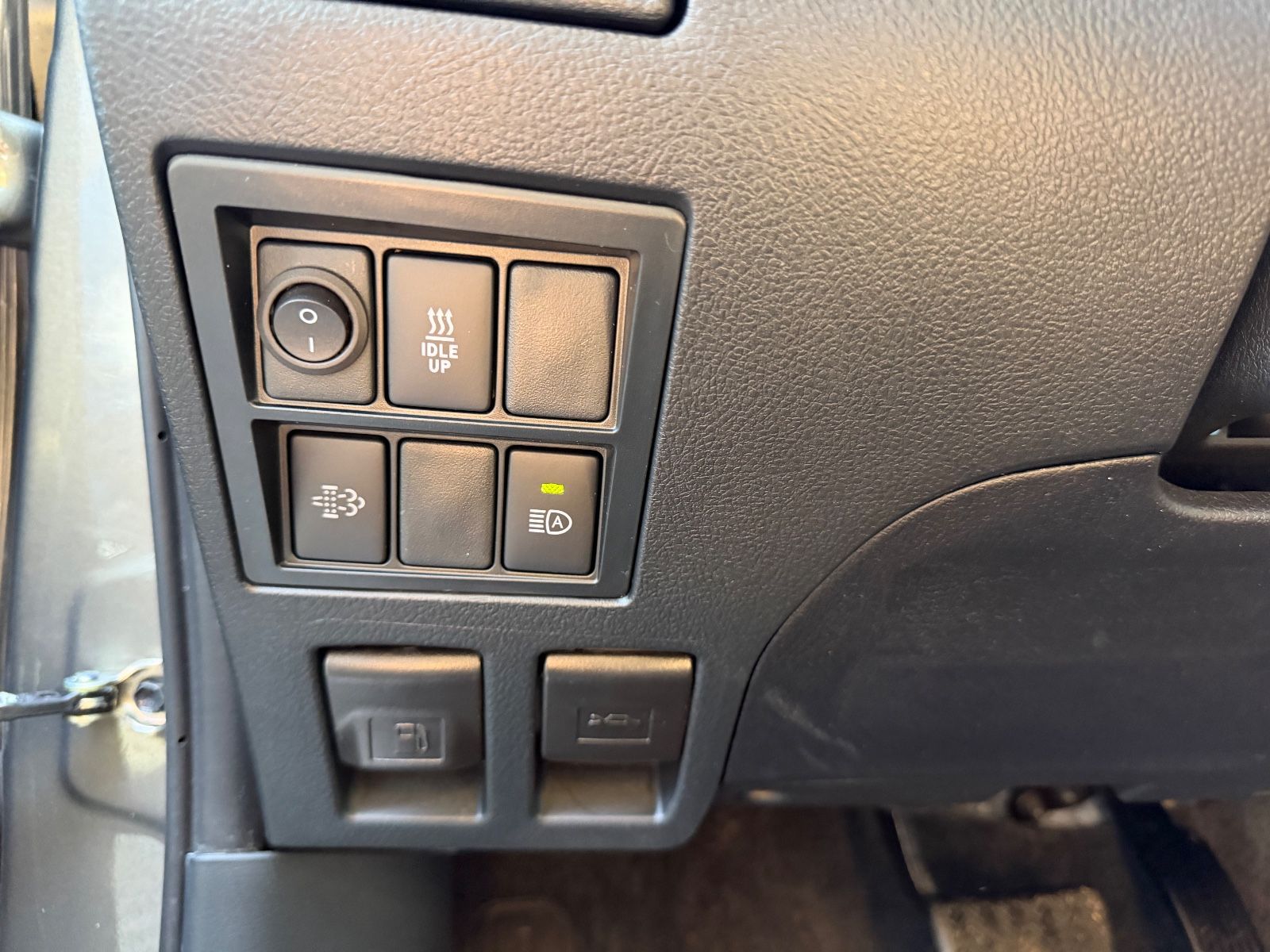 Toyota Hilux 2.8 D-4D 4Wd V48 Invincible*AHK*Büge