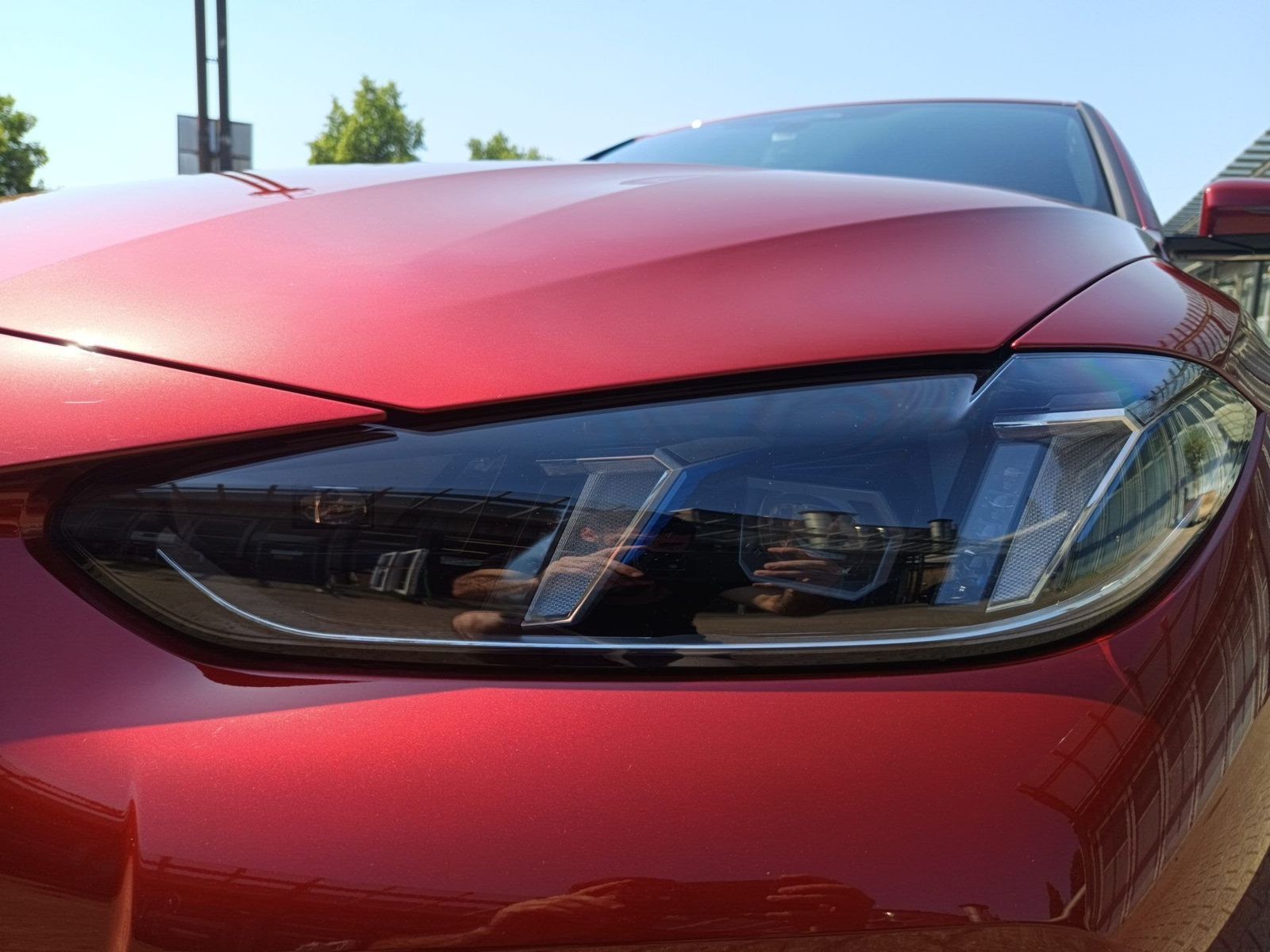 BMW i4 eDrive40 M SPORTPAKET+LIVE COCKPIT PRO+HARMAN