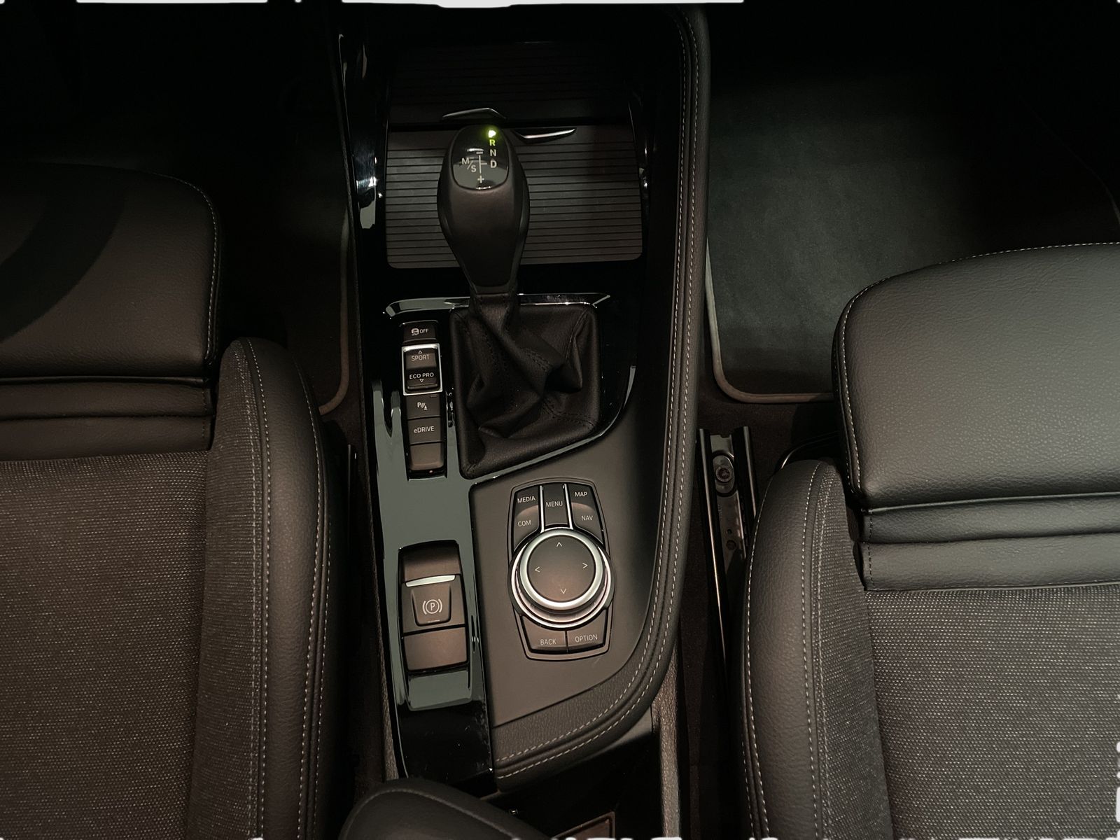 BMW X1 xDrive25e Sport Line - Samsaru's Car Outlet
