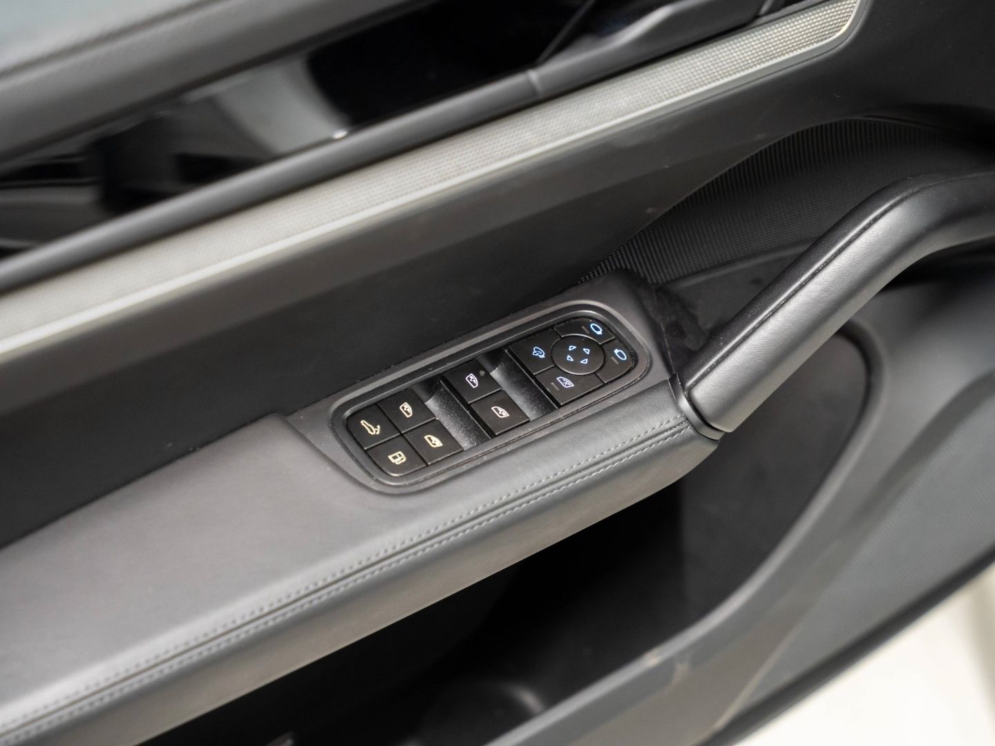 Porsche Cayenne E-Hybrid Soft-Close BOSE  Sport Chrono