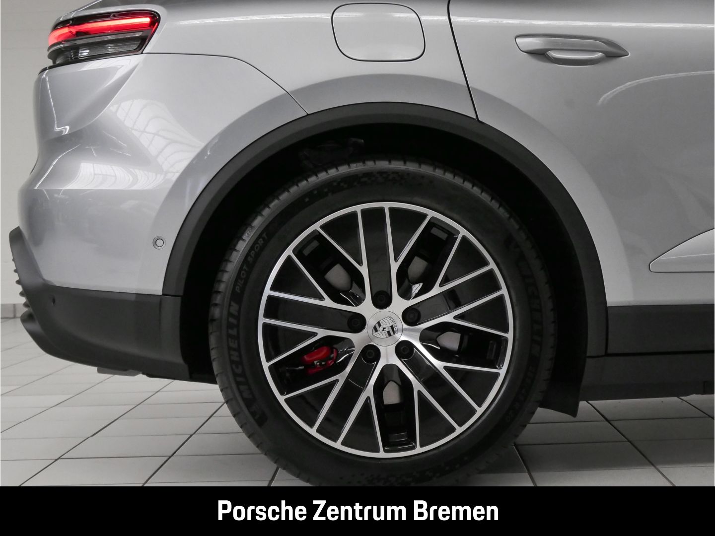 Porsche Macan 4S - Samsaru's Car Outlet