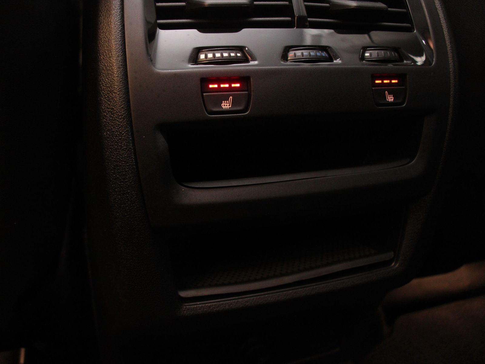 BMW X6 xDrive40d M Sport DAB LED Standhzg. AHK