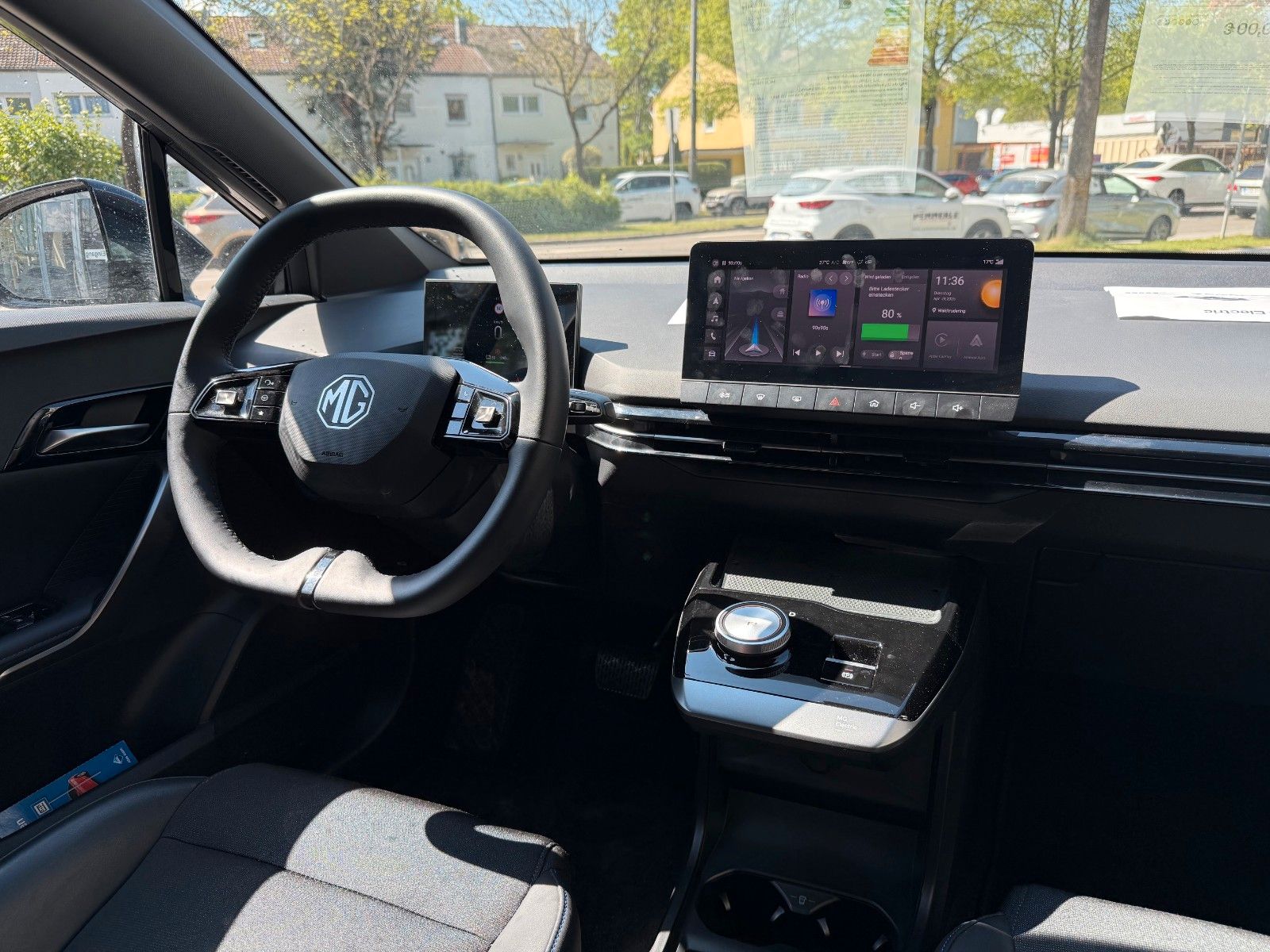 MG4 64kWh Luxury