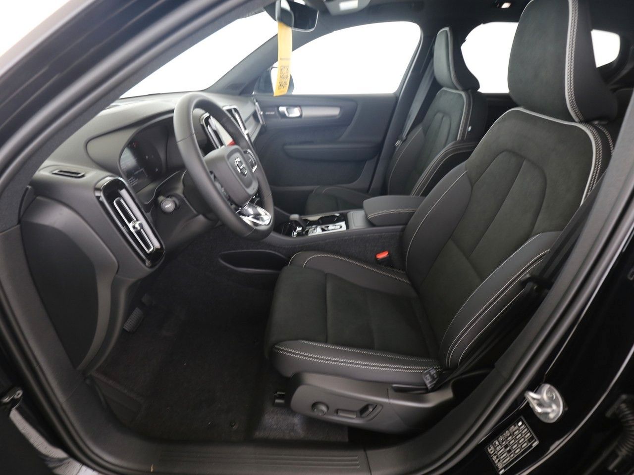 Volvo XC40 B3 Ultra Black Edition ACC 360° PIXEL LED