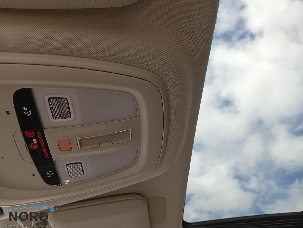 Volvo S90 T8 Ultimate Dark Plug-In Hybrid AWD