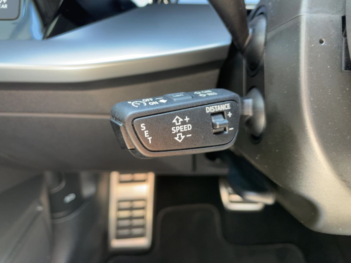 Audi A3 Sportback 35 2.0 TDI S-Line - Samsaru's Car Outlet
