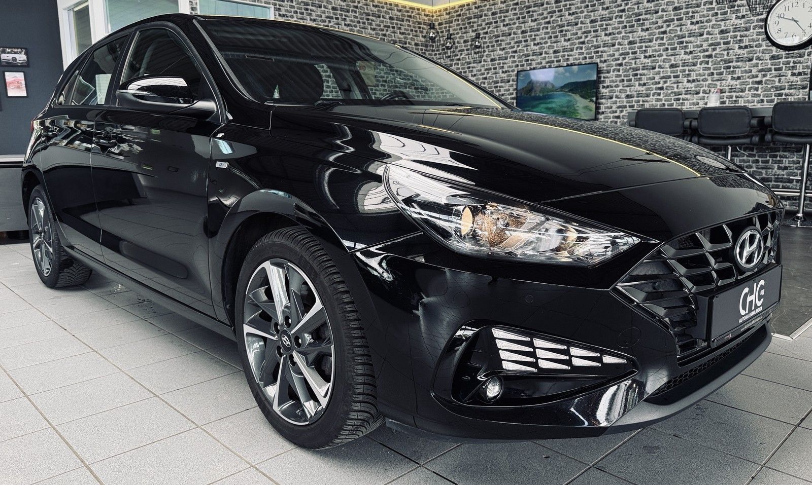 Hyundai i30 Trend Mild-Hybrid - Samsaru's Car Outlet