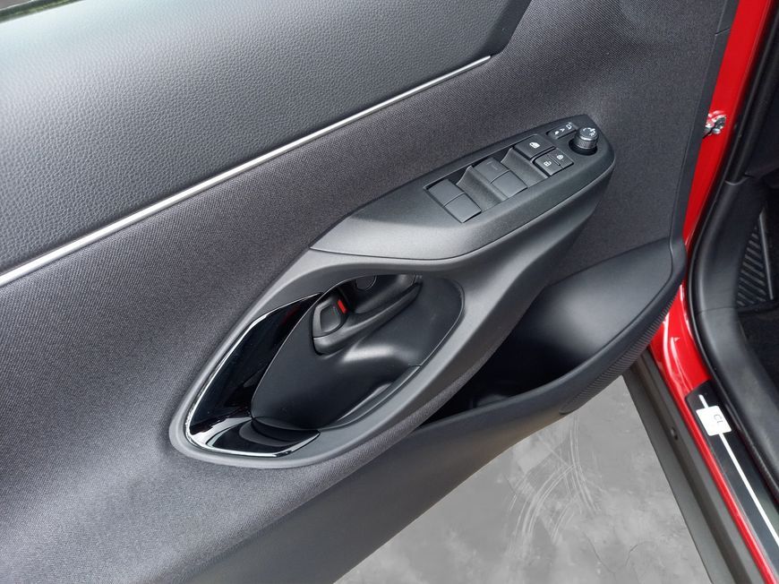 Toyota Yaris Cross Teamplayer Safety-Paket Winter-Paket