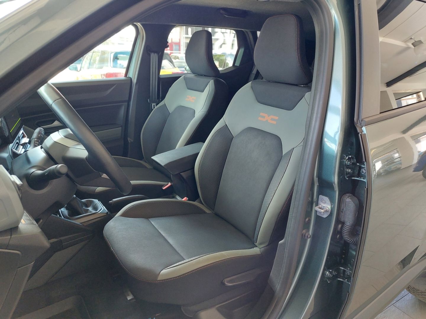 Dacia Duster III TCe 130 Extreme 4x4 - Samsaru's Car Outlet