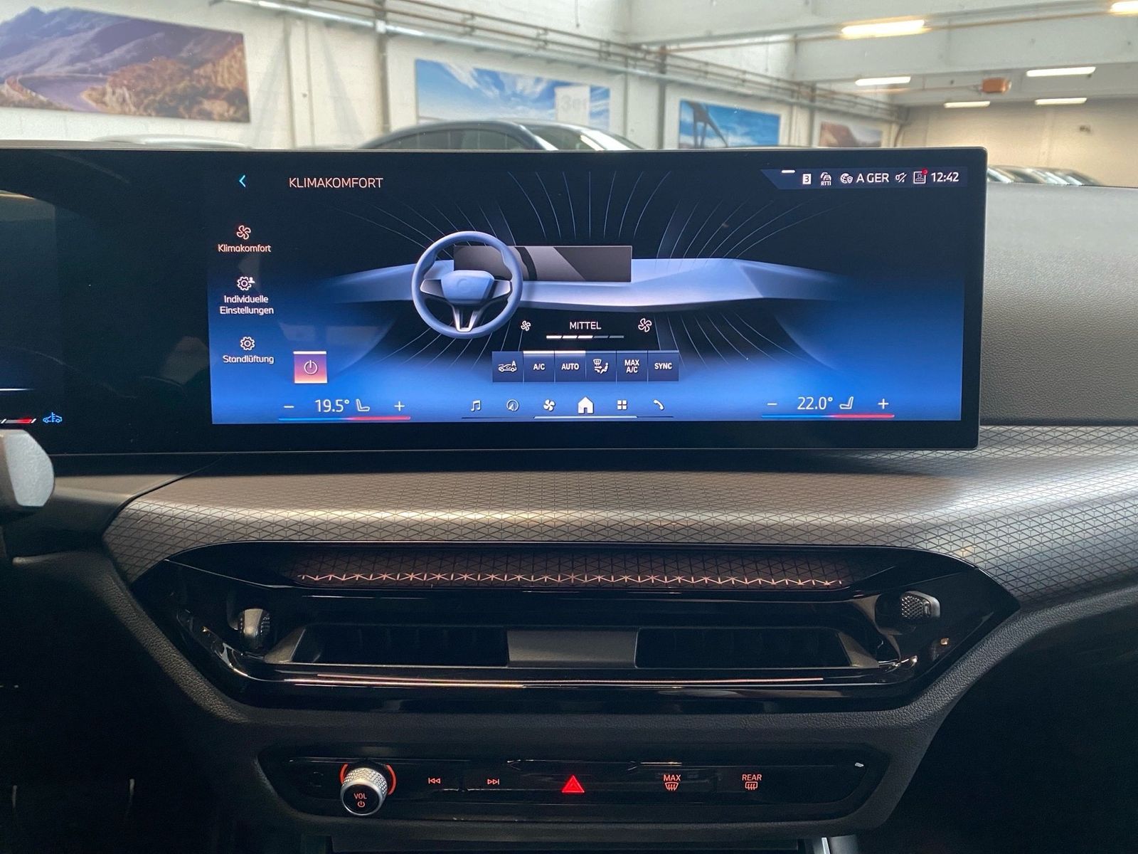 BMW 320d xDrive Touring M Sport HUD DA Pro AHK PA+